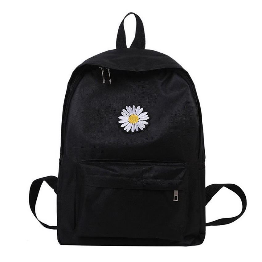 Comelnya siap ada bunga daisy seketuiSimple Daisy Bagpack RM29 READY STOCK  POSTAGE : SM RM8 / SS RM11___Product Info:- Materials: Canvas- Dimension: 27cm(L) x 11cm(W) x 37cm(H) (Approx)