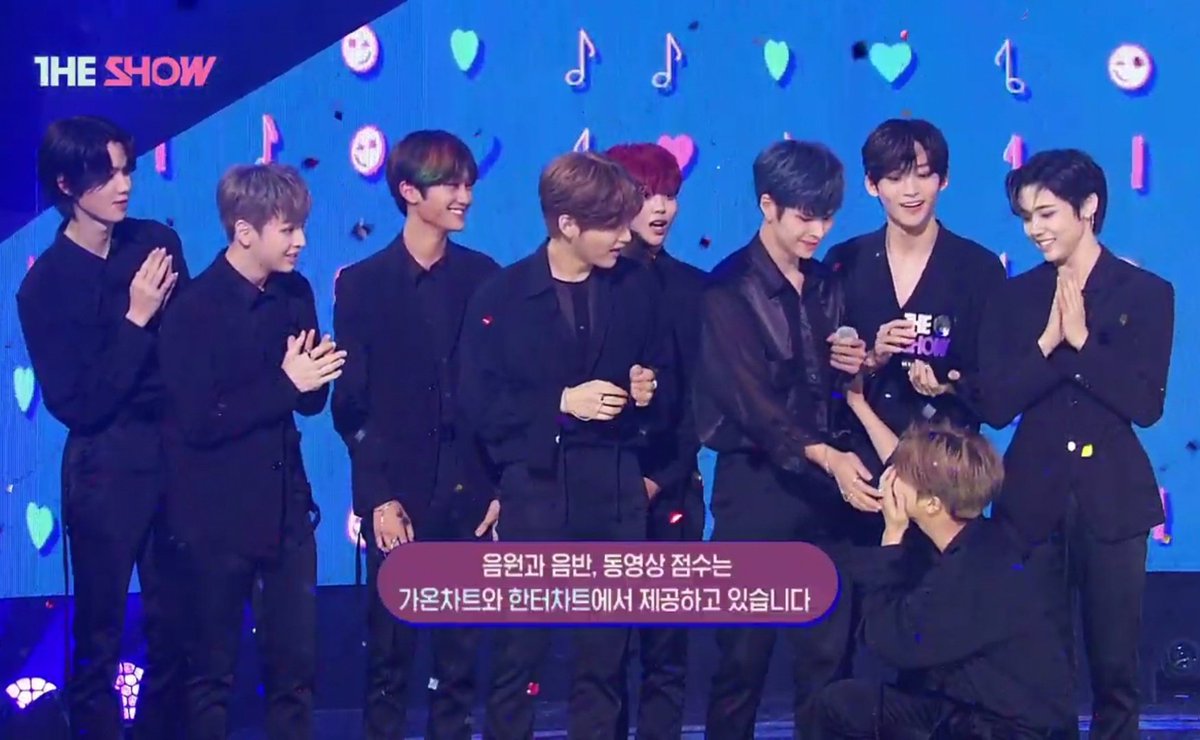 p01mjxiang's tweet photo. 200813 - rookie of the year (soribada best k-music awards) 🏆
200901 - #Flame1stWin (the show) 🏆🏆
201012 - best male rookie (brand of the year awards) 🏆🏆🏆 https://t.co/eW9Mcikuu6