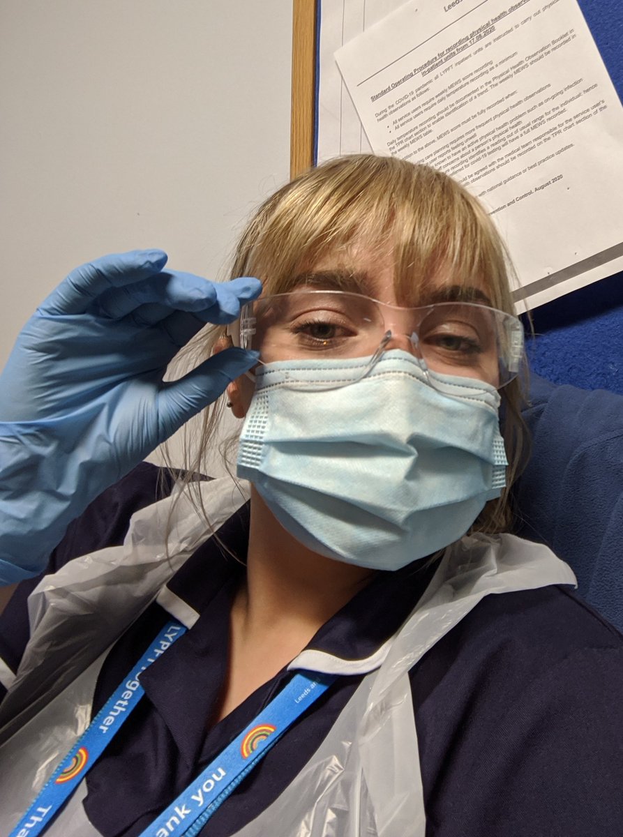 madsdevine's tweet image. How it started 🦠
                             How it's going 👩‍⚕️