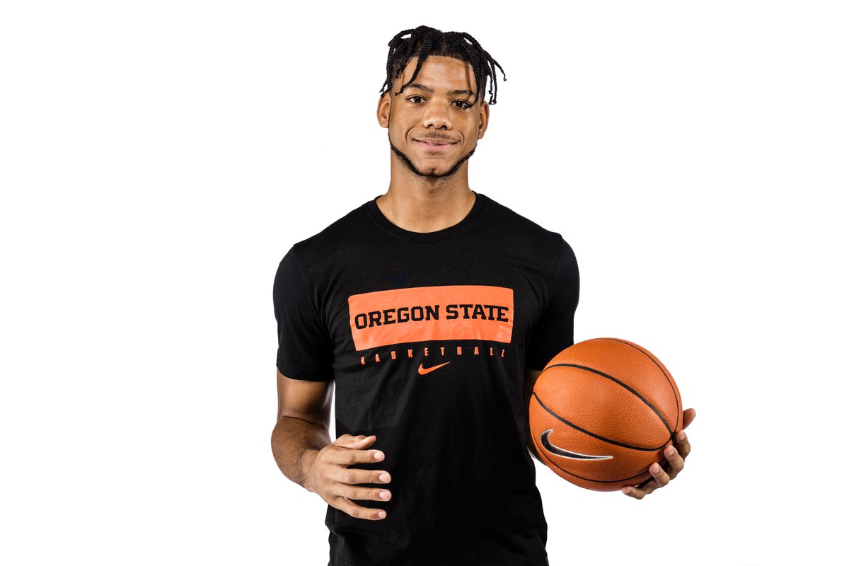 happy (belated) birthday to <a href="/I_D_Johnson/">Isaiah Johnson</a> 🧁