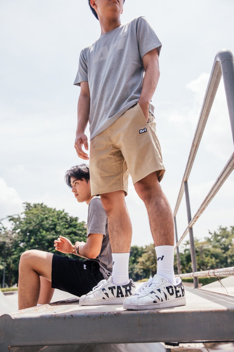 FootballAri's tweet photo. New Arrival‼️
Available now at https://t.co/kT91C7VRW3
#arigear #TopDye #chinoshorts https://t.co/gvretEaqYy