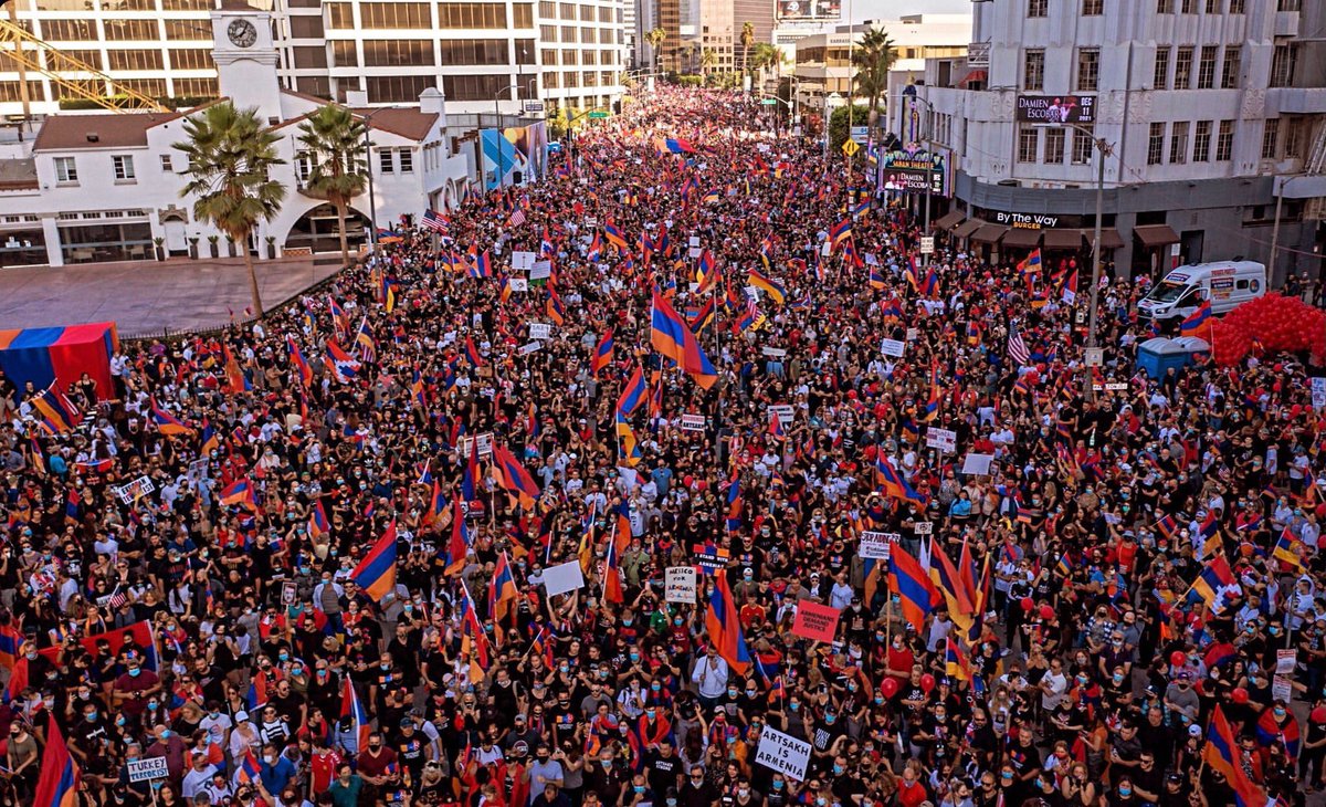 If you ever thought the Armenian diaspora wasn’t big, think again..WE ARE ALOT 🇦🇲🇦🇲
#ArtsakhIsArmenia