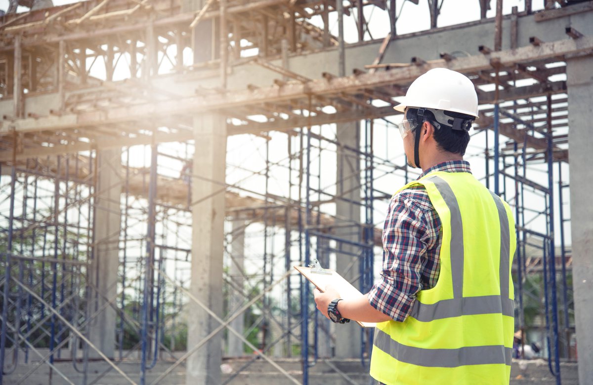UKConstructionm's tweet photo. Construction output has seen a slow down in August, find out more about the @ONS #construction output stats here https://t.co/sXptE8K5DV https://t.co/QQVXiF9zwq