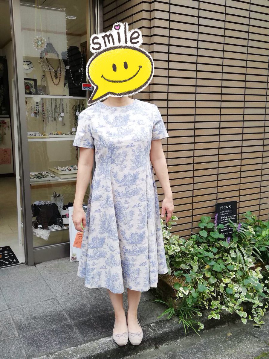 アトリエk Embellirしょうこさんにトワルドジュイ柄でオーダーしたワンピース マスクもお揃い 念願の柄で嬉しいっ トワルドジュイ オーダーワンピース Embellir アトリエk Embellirしょうこさんにトワルドジュイ柄でオーダーしたワンピース マスクもお揃い 念願の柄で嬉しいっ トワルドジュイ オーダーワンピース Embellir