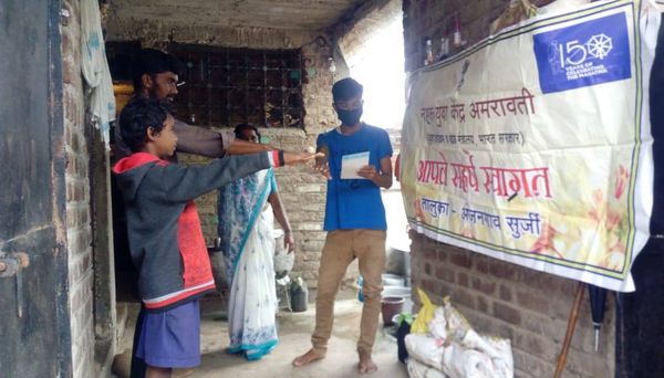 qnykamaravati's tweet photo. Take a pledge to fight against the Corona Virus.
#Unite2FightCorona
#FightAgainstCorona
#ItsMyDuty
#SocialDistancing
#UseFaceMask
#FrequentHandwashing
#NykAmravati https://t.co/lgbFBZ6uzY
