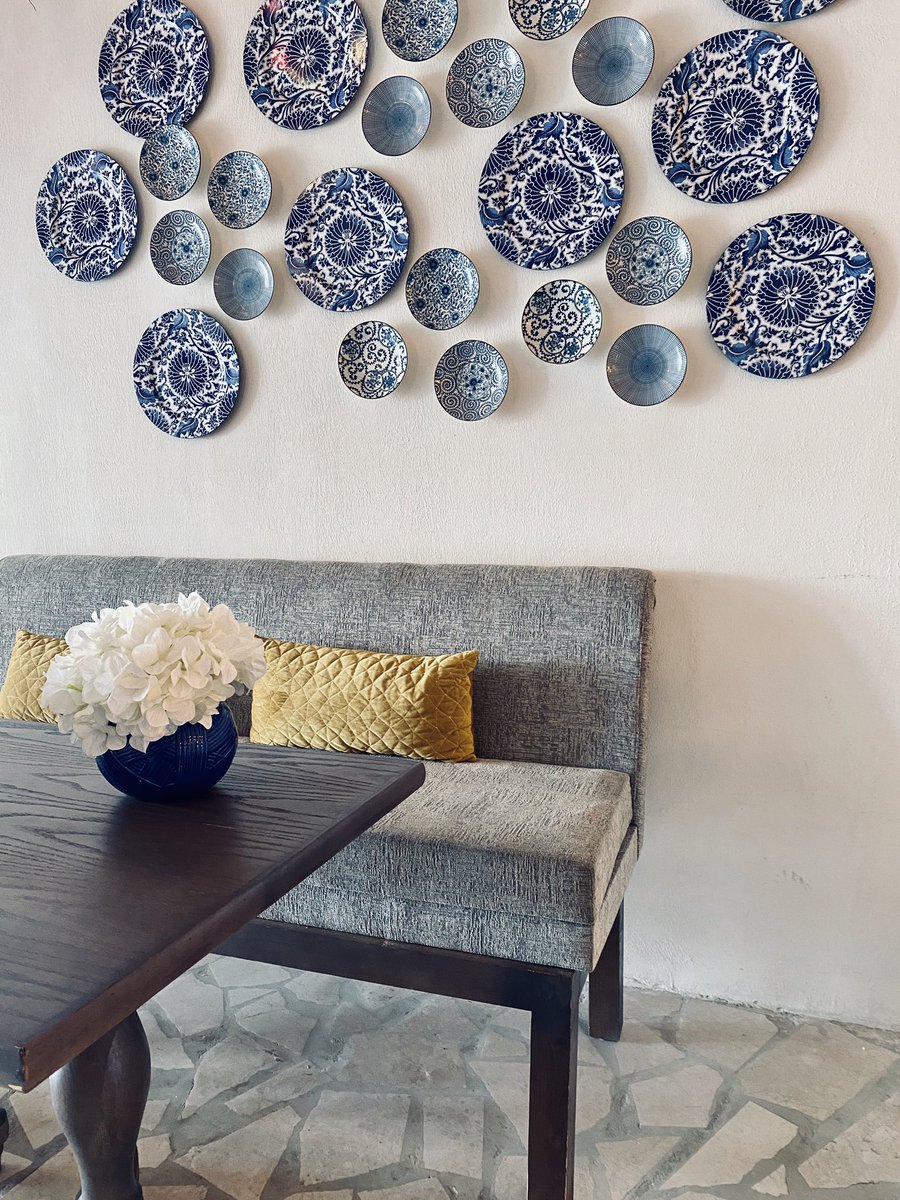 لا يشبه تفاصيلك اللطيفة سوى الورد 🌹💙