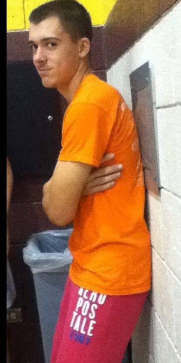 Tonith72's tweet image. Happy birthday to my best friend in heaven. It has been 6 years without you. You are now 24 years old and I know you are up in heaven skating away. I miss all the random text I would get from you including the ones asking to makeout after class. I love you Billy. Rest in peace.