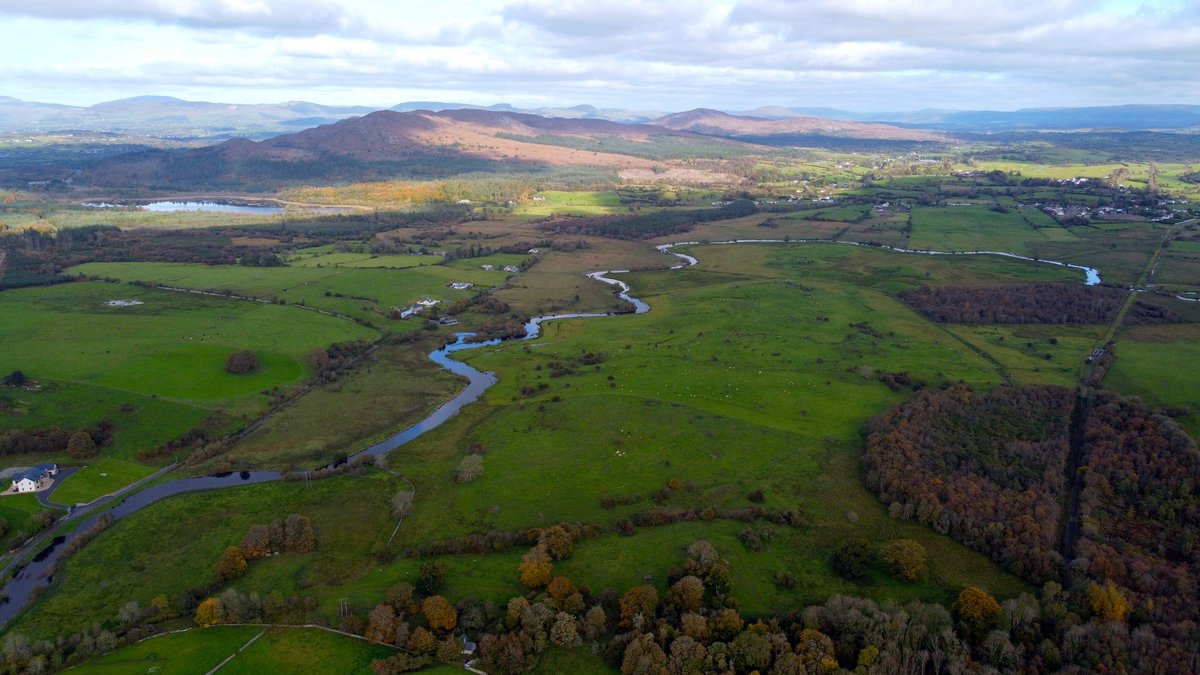 Ballysadare River
Co. Sligo on the @wildatlanticway 

@DiscoverIreland @sligotourism #Staycation2020 #landscapephotography #drone #unionwood