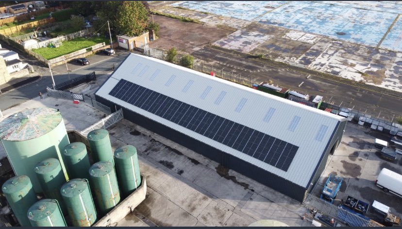 burnleycouk's tweet photo. Padiham-based business @rapiditgroup is renovating its 8,500 sq ft building, with ambitions to recreate a work environment inspired by the famous Google offices! The building has also had an impressive 30kw solar installation by fellow Burnley business @LowCarbonEnCo #renovating https://t.co/Gg2jn9Nohq