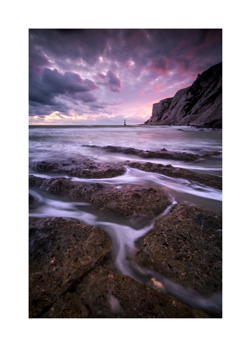 EddAllenPhoto's tweet photo. Sunset on the South Coast. Never tire of visiting the sea.

#wexmondays #Sharemondays2020 #fsprintmonday #ThePhotoHour #appicoftheweek @NPhotomag https://t.co/7kPwjP6SC7