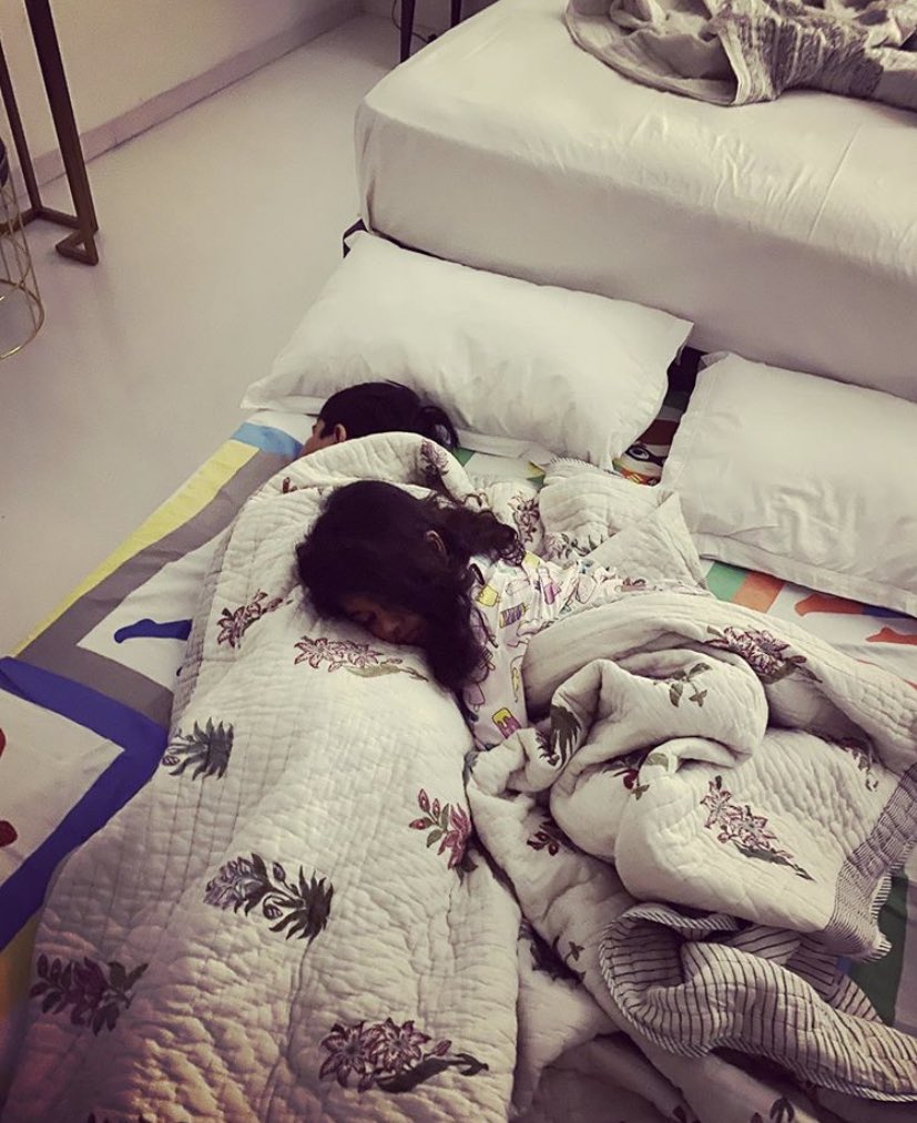 mirchi_pataka's tweet photo. #AA 🥰#AlluArjun #AlluArha #AlluAyaan 😍😍 #sister_brother #love #morningtime
For More #Updates Please #Visit Us 🌶️🌶️ #Mirchipataka🌶️🌶️
Please #Like_us for more #Entertainment and #News
#Tollywood #Celebrity_news #latest #trending
https://t.co/lQ5nSa34i6 https://t.co/GMRcclSUMm