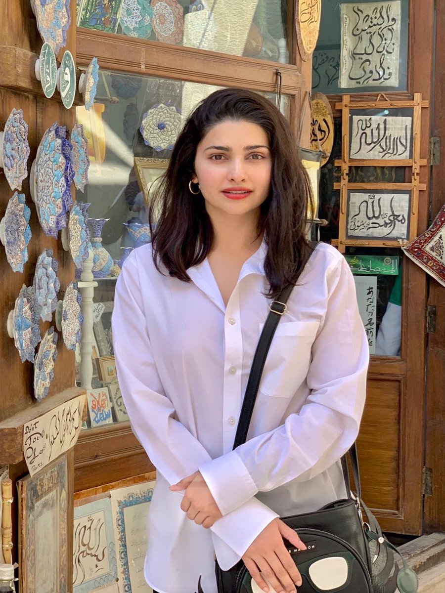 ItsPrachiDesai's tweet photo. Happy International Day of the Girl Child ❣️

#InternationalDayoftheGirlChild
#InternationalDayofthegirlchild2020
 
#ThrowbackDubai https://t.co/JOIfNHWPB9