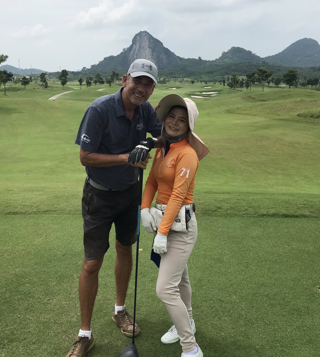 emil_jens's tweet photo. Day 1 Golfing in #Pattaya #CheeChan
Notice the huge #Buddha carved out of the Mountain 🤙 https://t.co/T20bTisGcX