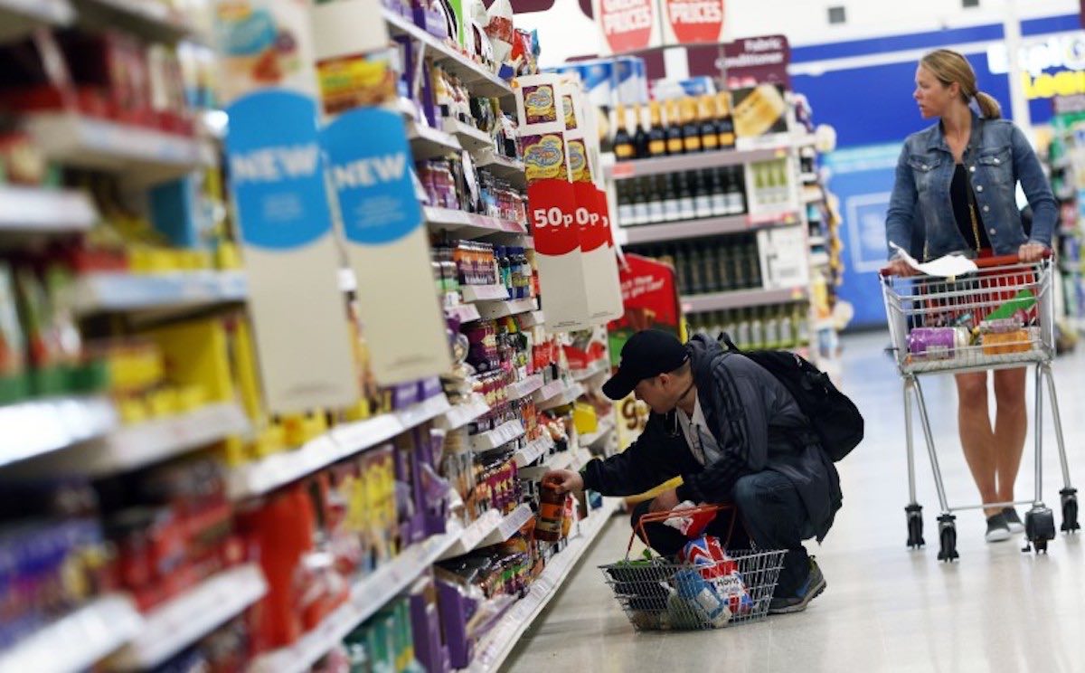 #Covid19: occasione di rinascita per le #grandisuperfici? Dopo la crisi degli ultimi anni a causa dell'imporsi dei #discount e dell’#ecommerce, in Uk, proprio grazie alle vendite online, crescono gli #investimenti nelle grandi superfici per il #retail ➡️ fruitbookmagazine.it/uk-sullonda-de…