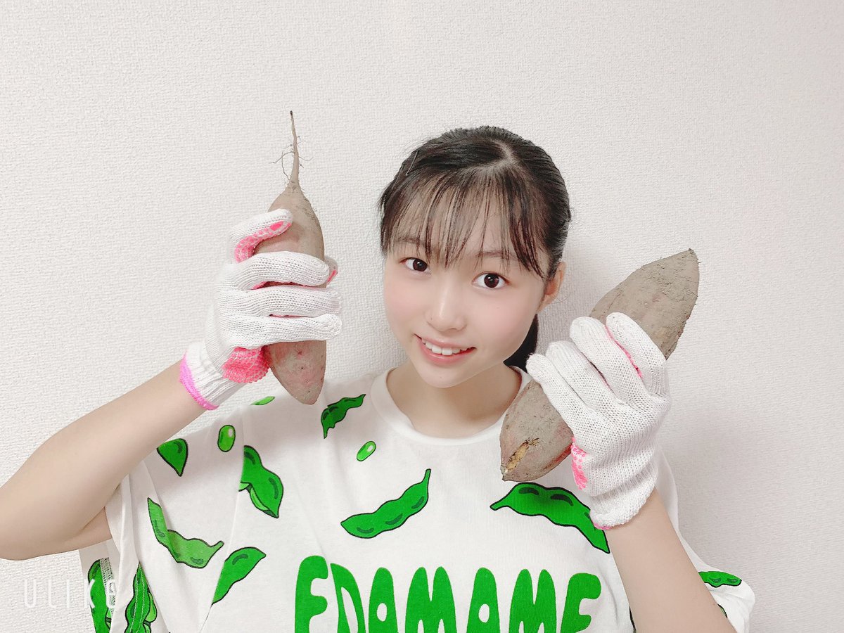 平野百菜 さっき 近所の方からさつまいももらったよーーー さっそく天ぷらにして食べますっ さつまいも大好き 平野百菜 さつまいも