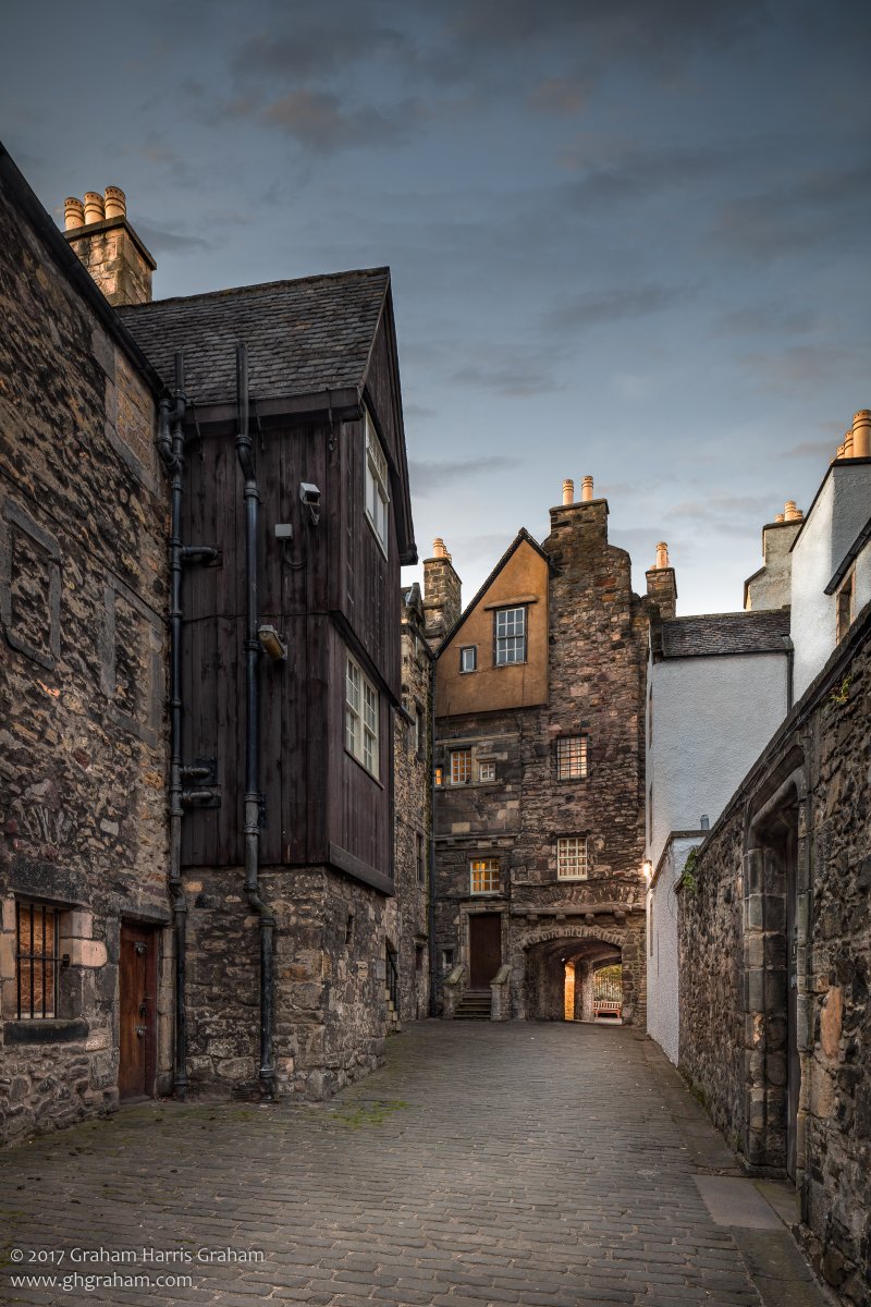 GHarrisG's tweet photo. A selection from our #Outlander themed images to cheer you up on this grey, damp Monday morning ...

https://t.co/SYFpMbwgfJ https://t.co/goX3EH1Hfy