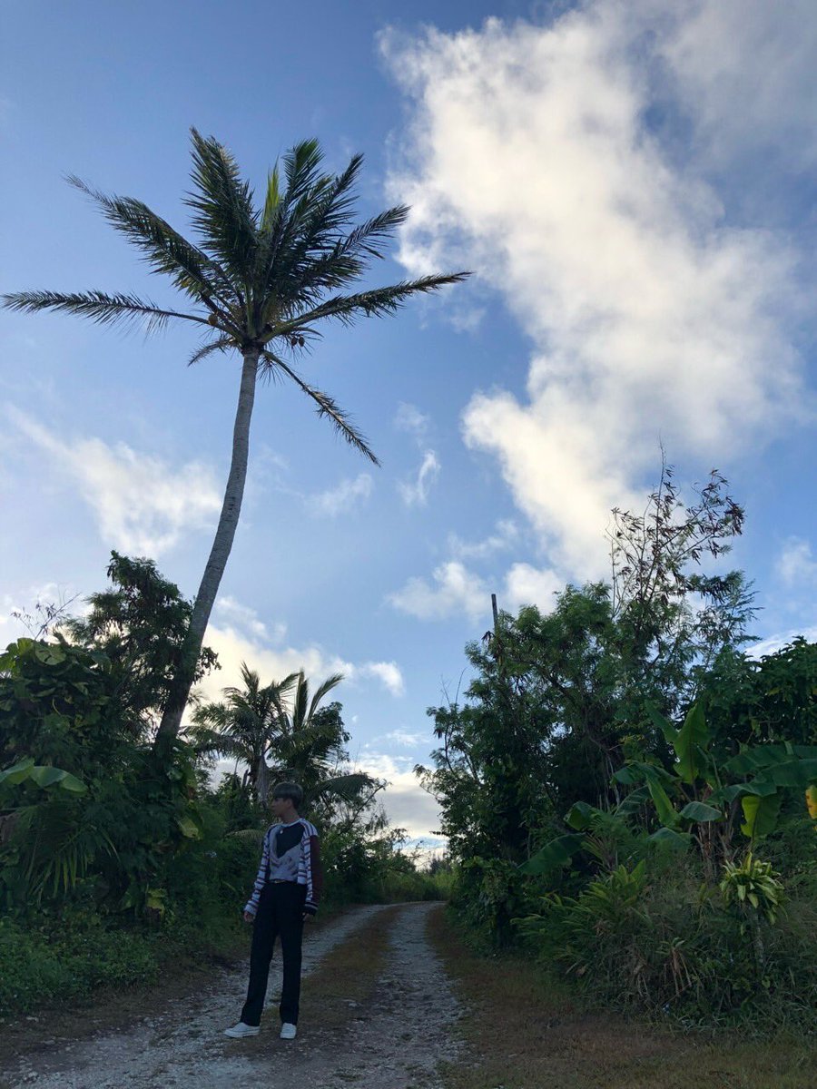 HongjoongF's tweet photo. TWITTER | 12.10.20 | #HONGJOONG
↬ @ATEEZofficial

"Joyeux anniversaire à notre plus jeune enfant 👏🏼👏🏼👏🏼🥳
#ATEEZ #에이티즈 "

Trad : HongjoongF

#Boubou https://t.co/VBE5FaNLcv