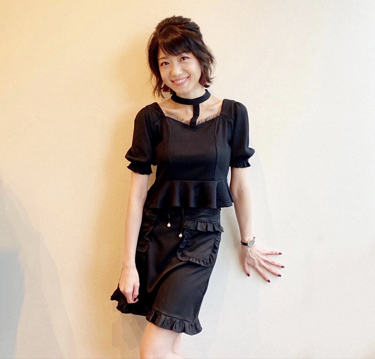 中村静香 片恋グルメ日記 冷静で毒舌な恩田くみ でもそれは相手を想っての愛のある毒 友達にちゃんと指摘するって勇気のある事だなと役を通して感じました 原作通りゴスロリファッション ドラマでは地雷メイクに挑戦 ドキドキ 10月12日 今夜22時 中村静香 片恋グルメ日記 冷静で毒舌な恩田くみ でもそれは相手を想っての愛のある毒 友達にちゃんと指摘するって勇気のある事だなと役を通して感じました 原作通りゴスロリファッション ドラマでは地雷メイクに挑戦 ドキドキ 10月12日 今夜22時