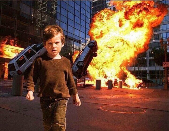 knaanBanks's tweet photo. A rare pic of Young thug leaving the studio after recording king troup #RiPTroup https://t.co/9c7y5cGz8P