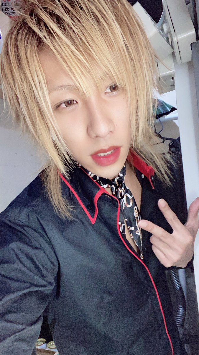ru03ka24's tweet photo. 台風バイバイ https://t.co/MmuvaZnGmO