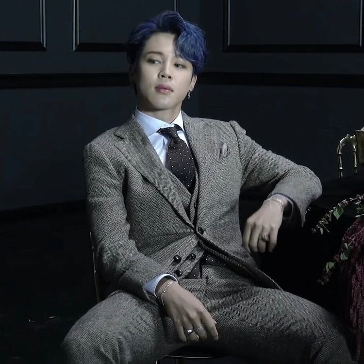 Thread of jimin but as you scroll down he gets hotter : a needed thread