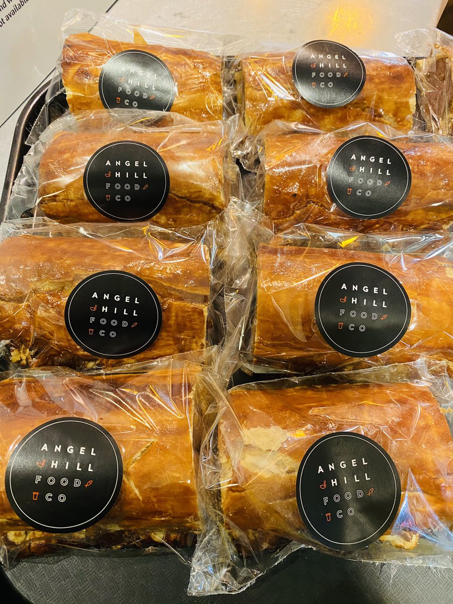 Grab &amp; Go Snack Options <a href="/TheSoapworks/">Soapworks</a> 

Sesame &amp; Soy Chicken, Oriental “Pot Noodle”  &amp; Ramen Broth 🍜 

Pork &amp; Caramelised Red Onion Sausage Roll 🐷 

@AngelHillFood @ServestFoodCo