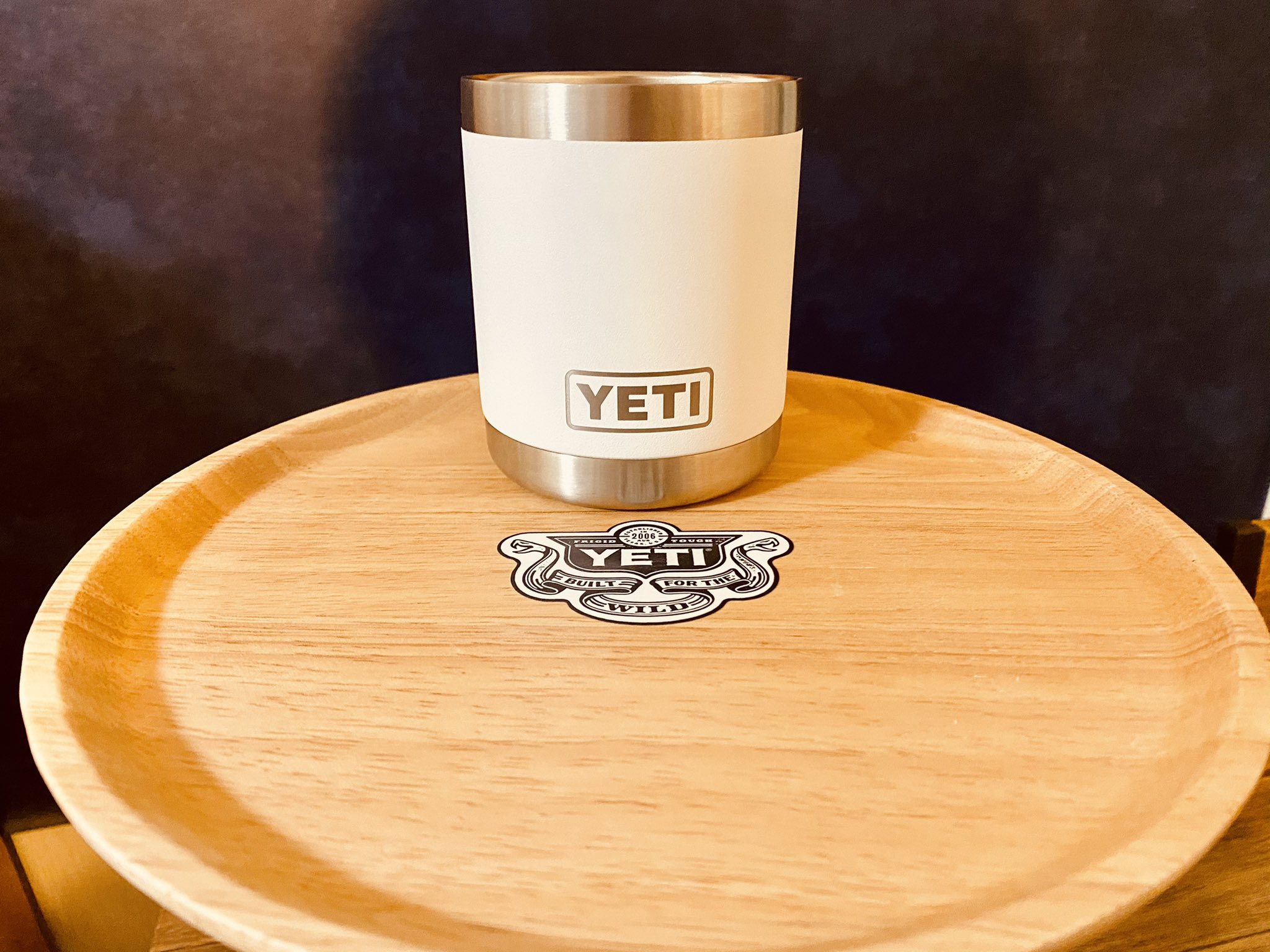 キャン茶 Camcha 先日ダイソーで買った三脚で 三脚テーブル作ってみました 自作キャンプギア 三脚サイドテーブル ダイソー500円 T Co 1gumxdfybt Twitter