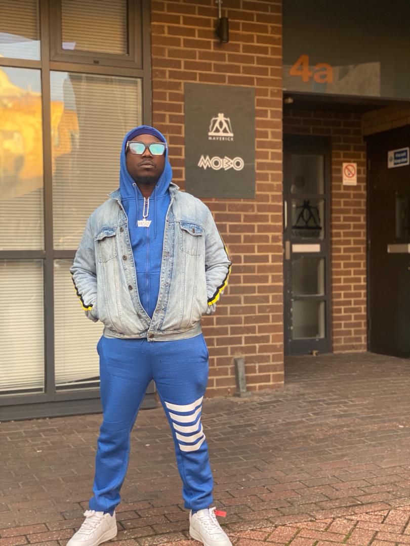 NanaKwakuPokuOP's tweet image. Good Morning!Please Take Out The Hate and Pay Good Ears To #BermaNeHwan🥊On The #BraAlbum🔥Rap Song Of The Moment.His Delivery,Diction,Content,Verse After Verse,Different Kinds/Levels Of Literary Devices In A Song😢#FlowkingStone Is A National Asset🙌 fanlink.to/FlowKingBRA