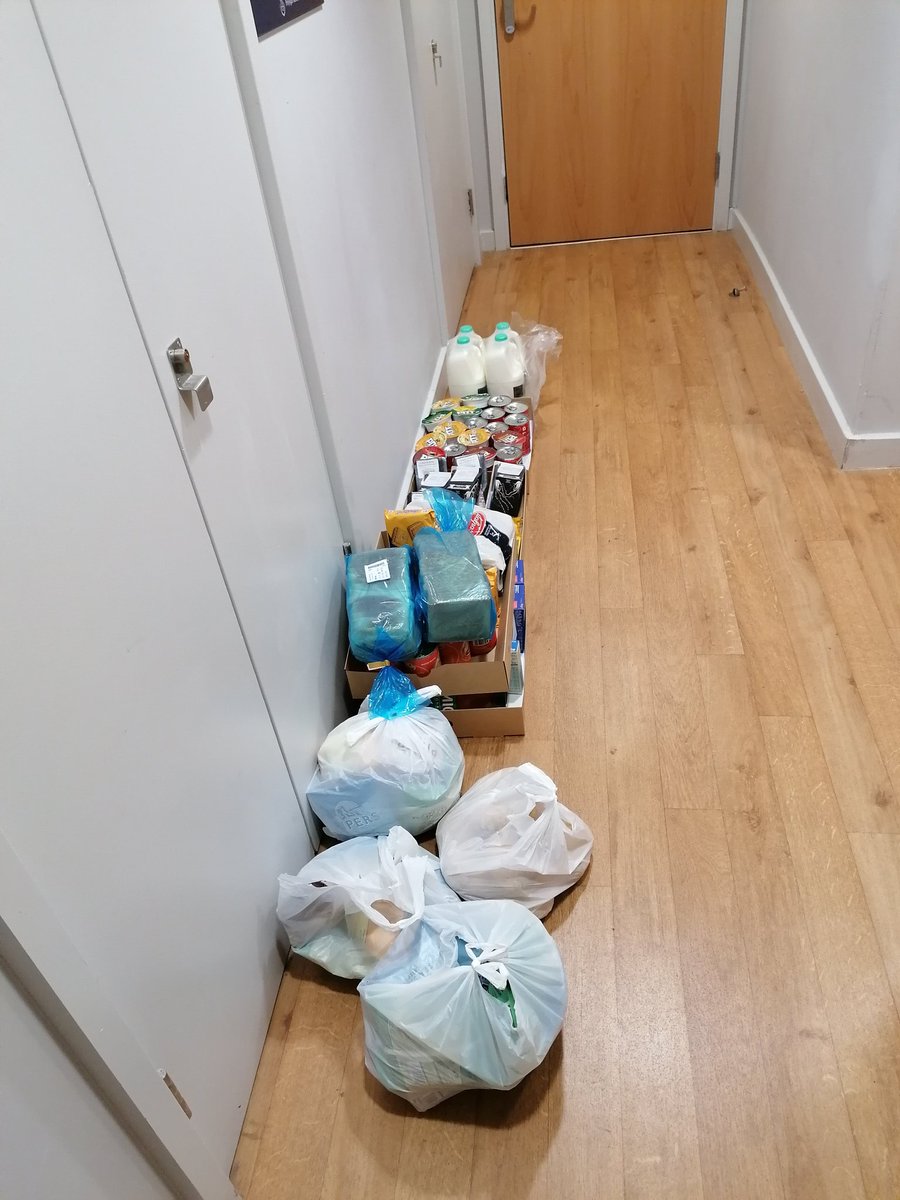 My flat has been in self isolation but @SwanseaUni provided us with a free food parcel of good food to help us cope until we can arrange for grocery deliveries, either from stores or from the grocery system they have set up. I'm glad that Swansea cares about their students.