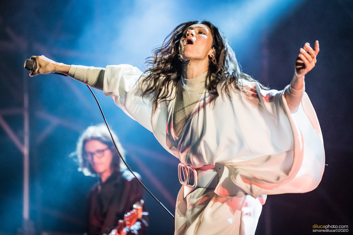 <a href="/elisatoffoli/">Elisa</a> ha incantato #Udine con il doppio live di sabato. Tutte le foto di una giornata che ricorderemo per sempre, a cura del grande <a href="/simonediluca/">Simone Di Luca</a> bit.ly/2SLScnh
#elisaudine #udinevola #azalealive