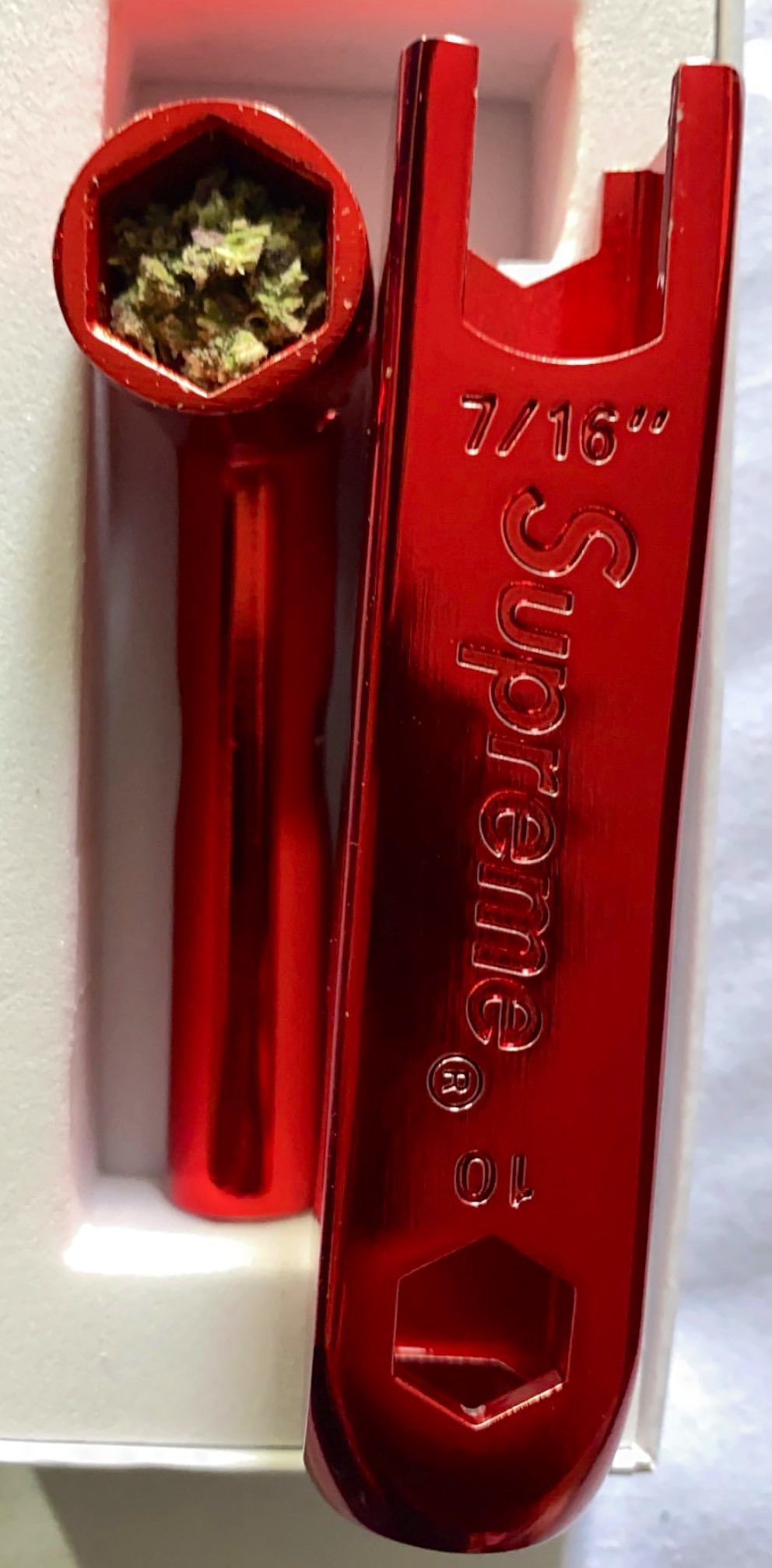 工具/メンテナンス Supreme - Supreme Pipe Skate Key Red $_57.JPG?set_id=880000500F