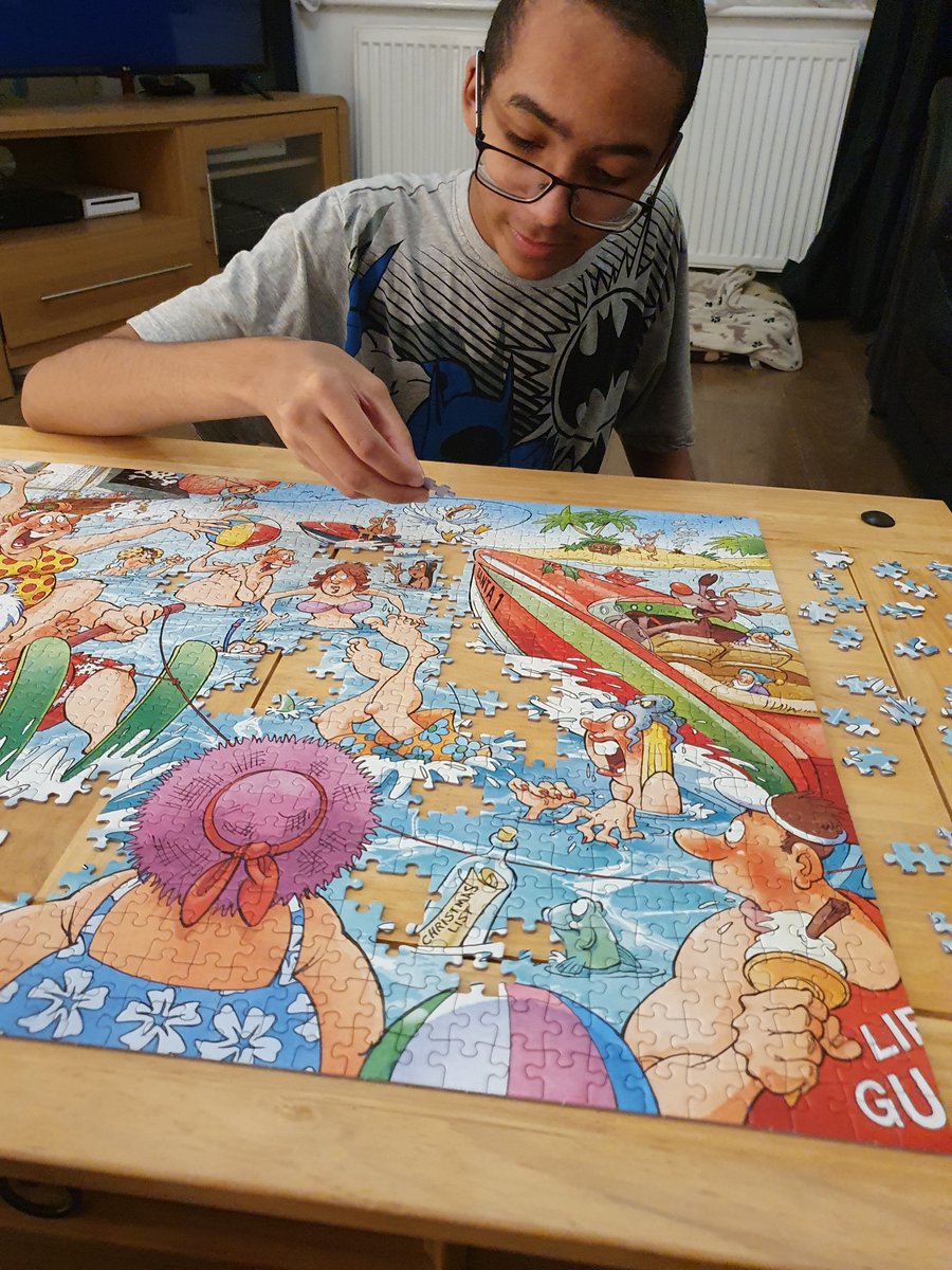 We started and finished our first #Wasgij <a href="/JumboGames/">Jumbo Games</a> #puzzle recently! A little bit of quality family time ❤ PLUS it got us away from screens! It was the first puzzle my 'little man' has finished, he is so pleased with himself and is now wanting to do more puzzles 😊