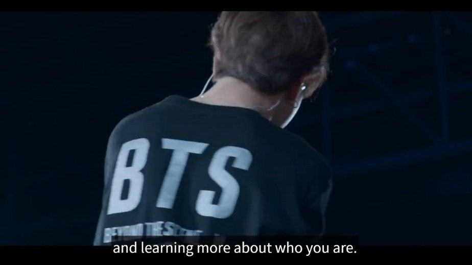 Must start this thread with how jimin is teaching us how to love yourself