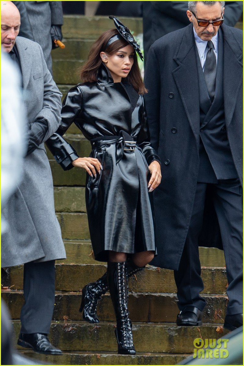 GraceRandolph's tweet photo. I LOVE EVERYTHING ABOUT THIS!

And look at those nails 👀💅💯

#Catwoman #TheBatman #ZoeKravitz #DC https://t.co/QUuodFRD7b