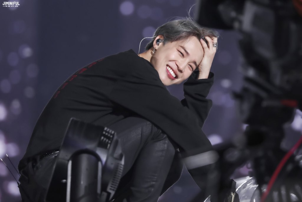 Luna_Lu_La's tweet photo. The tl looks so beautiful right now ❤️
#HappyBirthdayJimin #CutieSexyLovelyJimin 
@BTS_twt https://t.co/6A6UFt1JRq