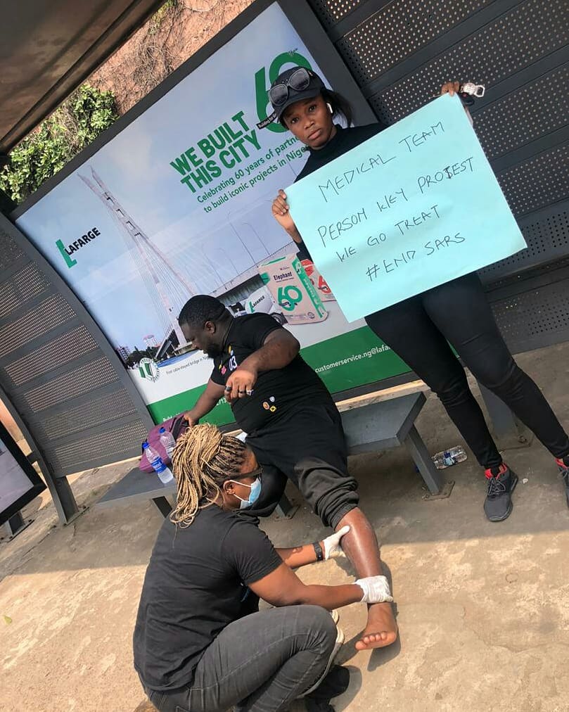 theeventmd's tweet photo. The #EventMD medical team are at the mainland (Unilag – Maryland) attending to the #SARSMUSTEND protesters ✊ https://t.co/VtVoJIpnX2