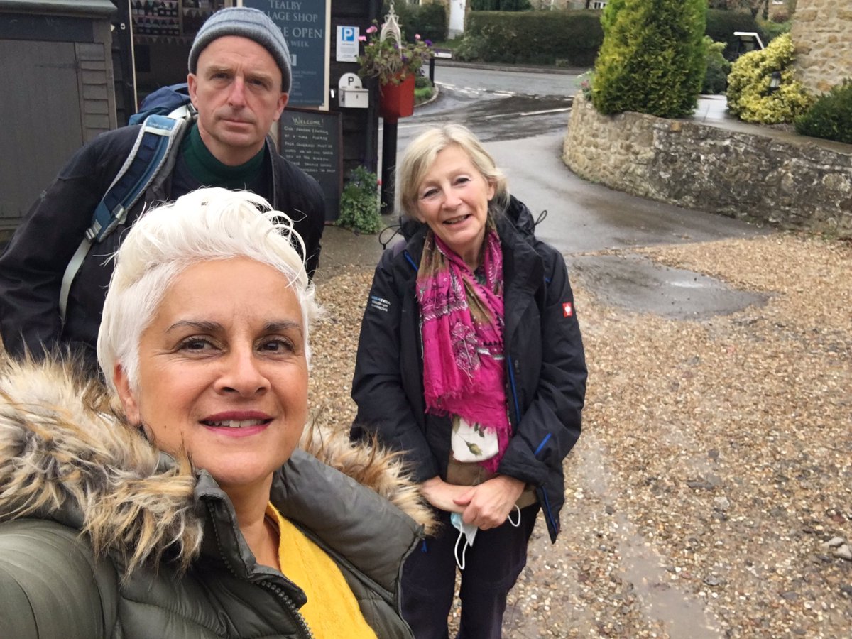 MortalGreenWhim's tweet photo. At the start of our #octoberwalks as part of @JtoJustice https://t.co/bo8FFLvj4c