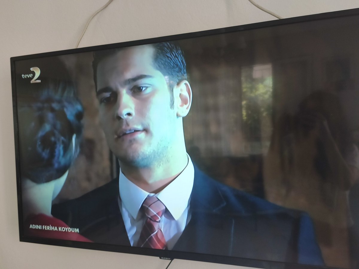 Kaşının gözünün hatrına izlediğim bı bölüm daha <a href="/cagatayulusoyy/">Çağatay Ulusoy</a>