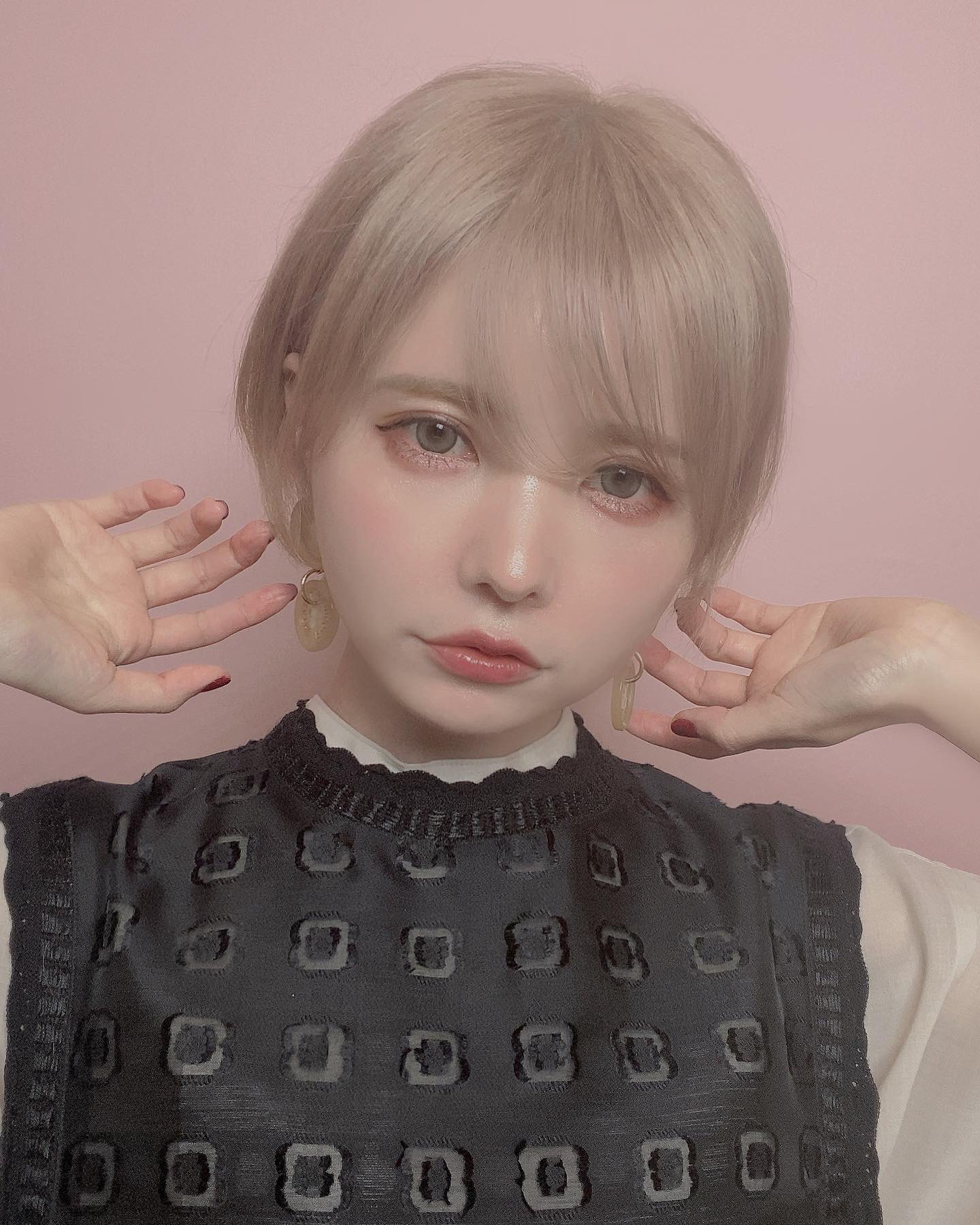 益若つばさtsubasamasuwaka 人生で一番短く切った そして明日はひそかに誕生日 夜にyoutubeで発表があります チャンネル登録しておまちあれ