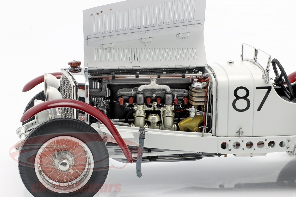 CkModelcars's tweet photo. #MercedesBenz SSKL winner #MilleMiglia 1931 #Caracciola #Sebastian No. 87 #diecast #miniatures #highend #modelcars #modellautos #automodelli scale 1:18 with 1885 parts by #CMC check out https://t.co/XiJynqiO4u 👍👍👍👍👍 https://t.co/wAERYy5j2a