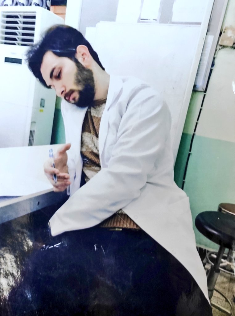 ammar_interinst's tweet photo. ستالاف مرة الحمدلله ..
رسمياً
MBChB
بكالوريوس الطب و الجراحة
من غير انه تعلمت شون اعالج البشر، تعلمت شون انام بأي مكان، بأي وقت و بأي ظرف كان .. https://t.co/NVoWaPI9FJ
