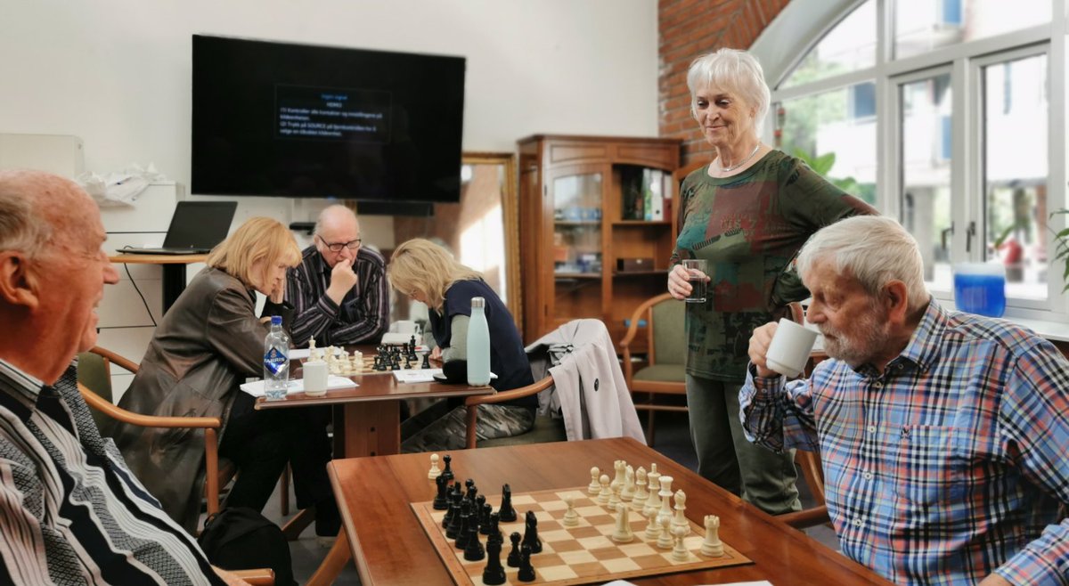 Approximately one year ago, the Norwegian Chess Federation launched the "Chess & Society" project.⠀The goal of this initiative is to bring chess activities to a large number of areas in society.  http://www.sjakkogsamfunn.no ⠀ #chess  #sjakk