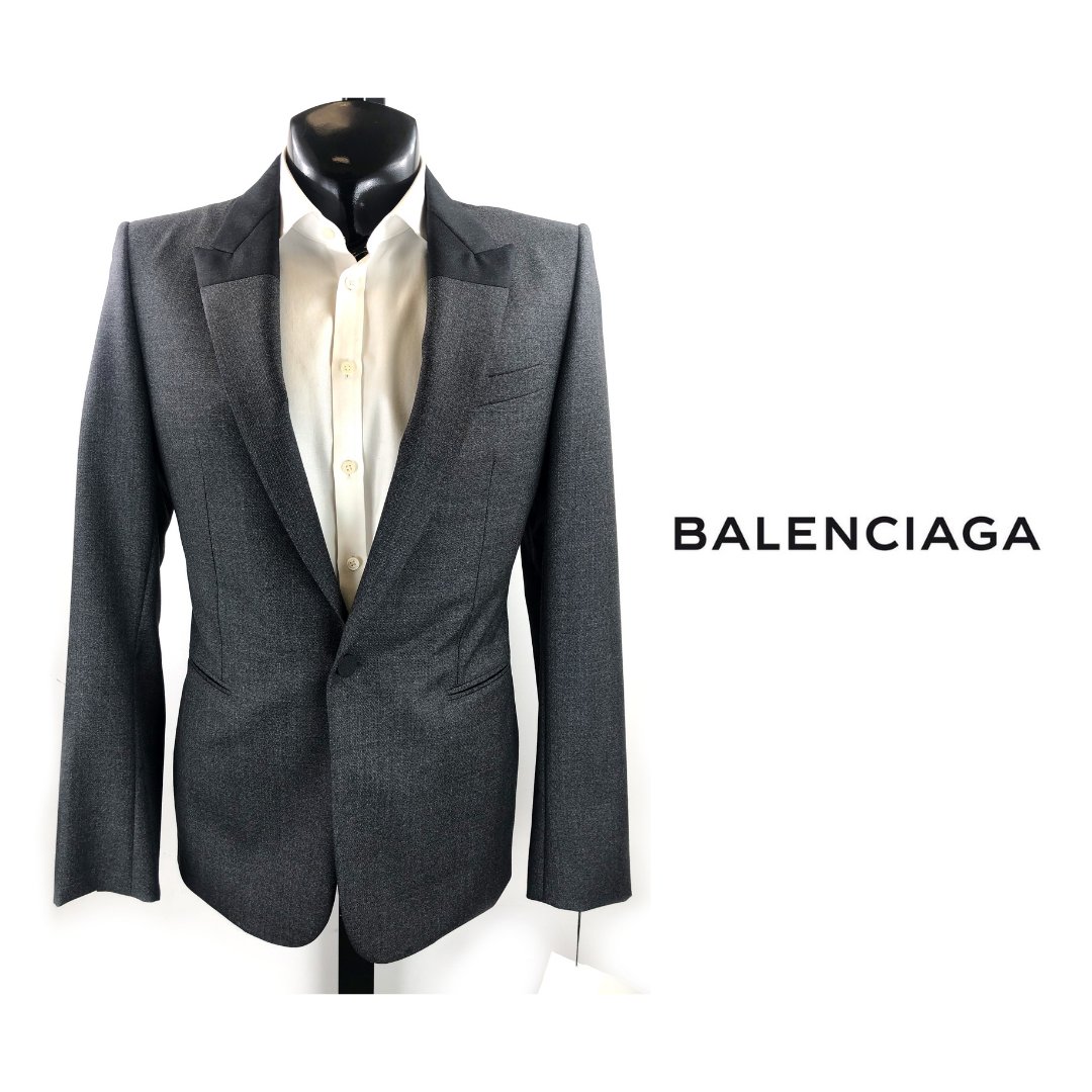hip2flip's tweet photo. Bold Balenciaga
#nashville #consignment #flipnashville
Featured items: Balenciaga Gray 100% Wool Sport Coat | US 42R $698
https://t.co/Ns68GACqHh https://t.co/yQhjz2hcgi