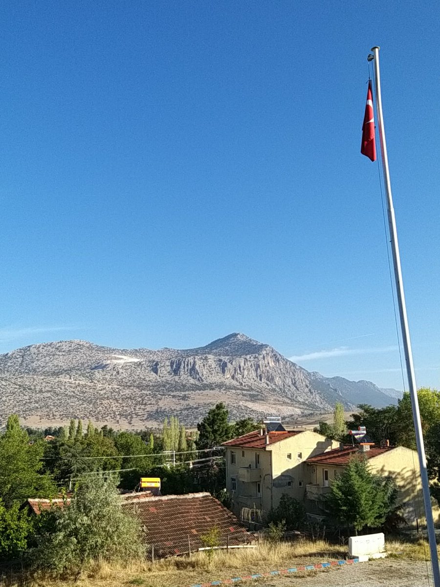 derekoyilkoklu's tweet photo. 2020 - 2021 Eğitim Öğretim yılını yüz yüze olarak tüm sınıflarımızda %98 katılımla açtık.
@BurdurilMEM
@BurdurIlce
@abdullahkural1 https://t.co/0q5MtWCAtH