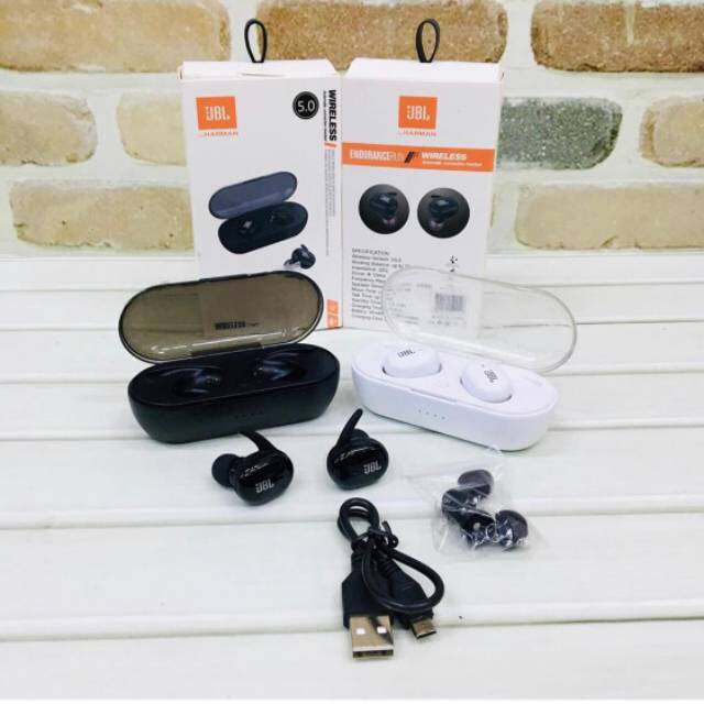 hatoonphone1's tweet photo. مسابقه ‼️‼️
سماعه jBL 
استوفي الشرووط الاتيه::
-متابعه@hatoonphone1 
-منشن ثلاثه من اصدقاءك 
-ريتويت للبوست   
-لايك https://t.co/exoxFUSuYs