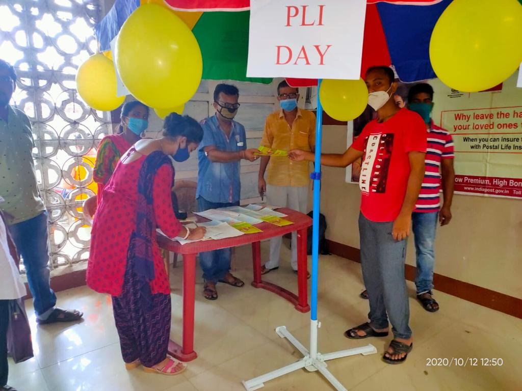 IndiaPostOffice's tweet photo. Postal Life Insurance day in Kolkata, West Bengal.
#PLIDay
#NationalPostalWeek2020
#MyPostIndiaPost https://t.co/24HTuxuQ84