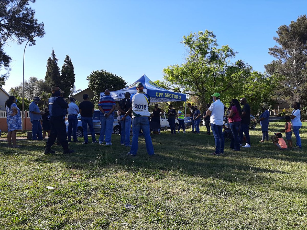 Fidelity_Secure's tweet photo. Fidelity ADT attending a Community meeting in Meredale with Mondeor SAPS and CPF.
#FidelityADT #CommunityMeeting #Showingsupportinthecommunity #MondeorSAPS #MondeorCPF #Keepingyousafe #Securingyourassets https://t.co/ehdOvnWyll