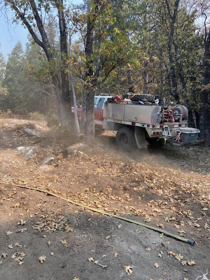 ConroeFire's tweet photo. The CFD FF’s assigned to The Creek Fire in have been on station for two weeks.  CalFire reports that The Creek Fire is 49% contained and has burned 333,880 acres.  #Creekfire #CalFire #ConroeFire #CaliforniaWildfires https://t.co/TGGuz2Z3kR