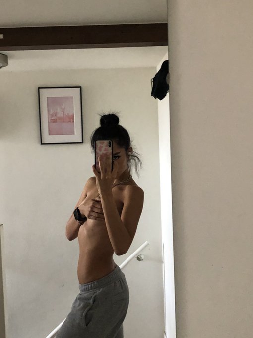 henlo https://t.co/HjGWZ7PELB