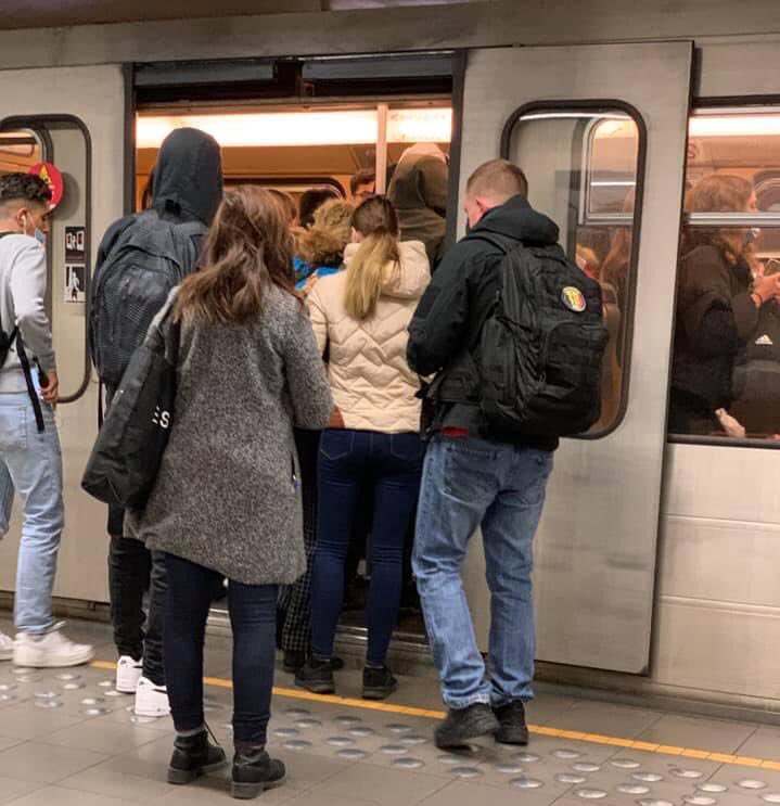 Gelukkig zijn de cafés toe om 22u.